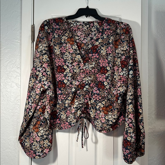 Vero Moda Multicolor Floral Print Top - Picture 1 of 6